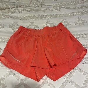 lululemon athletica hooty hot shorts